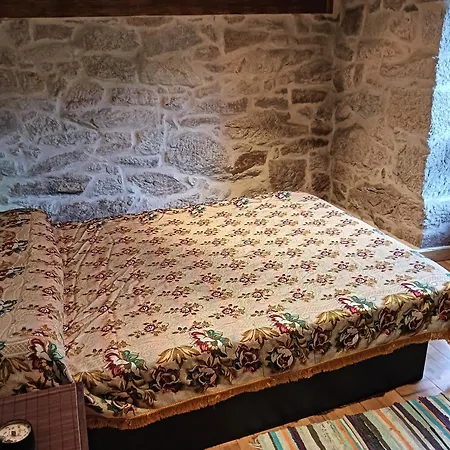 A Parrula, Mar, Rio Y Montana Holiday home *